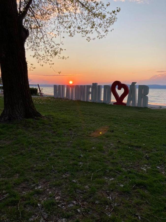 Zawia Apartman Balatonfoldvar Exterior foto